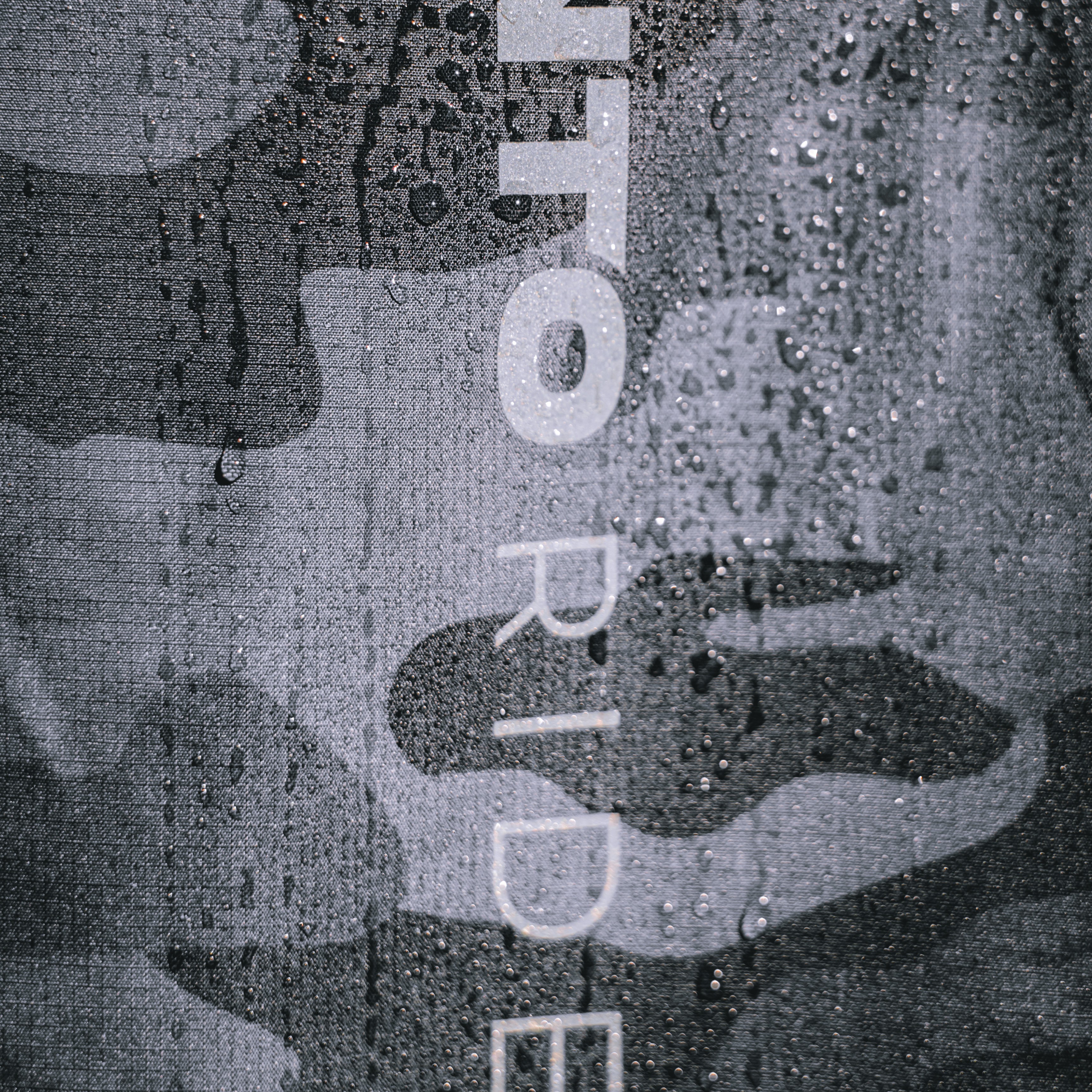 Campera NTO Storm Camo Hombre Gris